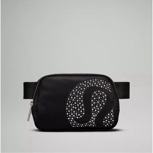 Lululemon studded belt bag NWT